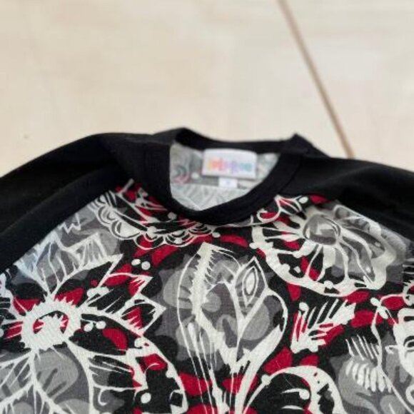 Child's LulaRoe Baseball Style Tee. Size 2 - Picture 2 of 6